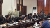 RAPAT penyampaian hasil pembahasan Bapemperda DPRD Gianyar. Foto: ist RAPAT penyampaian hasil pembahasan Bapemperda DPRD Gianyar. Foto: ist