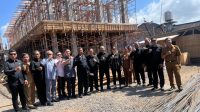 JAJARAN anggota Komisi III dan Komisi IV DPRD Kota Denpasar meninjau proyek pembangunan gedung SDN 14 Pemecutan pada Senin (27/7/2026). Foto: ist JAJARAN anggota Komisi III dan Komisi IV DPRD Kota Denpasar meninjau proyek pembangunan gedung SDN 14 Pemecutan pada Senin (27/7/2026). Foto: ist