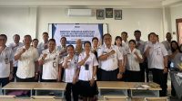 KABID Pembina SMP Disdikpora Kota Denpasar, Ida Bagus Suryadana foto bersama para guru-guru usai membuka workshop di SMPN 17 Denpasar pada Rabu (8/7/2026). Foto: ist KABID Pembina SMP Disdikpora Kota Denpasar, Ida Bagus Suryadana foto bersama para guru-guru usai membuka workshop di SMPN 17 Denpasar pada Rabu (8/7/2026). Foto: ist