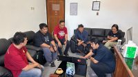 BAWASLU Bali dan KPU Bali saat koordinasi dan penyandingan data partai politik berkelanjutan di Sistem Informasi Partai Politik (Sipol) bersama KPU Provinsi Bali, Kamis (13/8/2026). Foto: ist BAWASLU Bali dan KPU Bali saat koordinasi dan penyandingan data partai politik berkelanjutan di Sistem Informasi Partai Politik (Sipol) bersama KPU Provinsi Bali, Kamis (13/8/2026). Foto: ist