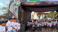RATUSAN pelari memenuhi kawasan Pantai Tanjung Kerambitan, Sampalan, Kecamatan Nusa Penida, Minggu (9/8/2026) di Fun Run Surya Metu Festival. Foto: ist RATUSAN pelari memenuhi kawasan Pantai Tanjung Kerambitan, Sampalan, Kecamatan Nusa Penida, Minggu (9/8/2026) di Fun Run Surya Metu Festival. Foto: ist