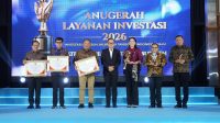BUPATI Gianyar, I Made Mahayastra, menerima penghargaan Anugerah Layanan Investasi (ALI) Kementerian Investasi dan Hilirisasi/BKPM RI Tahun 2026. Foto: ist BUPATI Gianyar, I Made Mahayastra, menerima penghargaan Anugerah Layanan Investasi (ALI) Kementerian Investasi dan Hilirisasi/BKPM RI Tahun 2026. Foto: ist