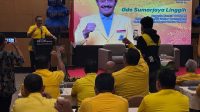 DEMER dan hadirin meneriakkan yel-yel Golkar saat Bimbingan Teknis Anggota Fraksi Partai Golkar DPRD Provinsi dan Kabupaten/Kota se-Bali di Hotel Aston, Denpasar, Minggu (6/9/2026). Foto: ist DEMER dan hadirin meneriakkan yel-yel Golkar saat Bimbingan Teknis Anggota Fraksi Partai Golkar DPRD Provinsi dan Kabupaten/Kota se-Bali di Hotel Aston, Denpasar, Minggu (6/9/2026). Foto: ist
