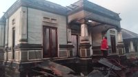 KONDISI rumah I Made Waryasa (47) di Banjar Tanah Daha, Desa Sukawana, Kintamani,yang ludes terbakar, Rabu (16/9/2026) sore. Kebakaran tersebut diduga kuat akibat korsleting arus listrik. Foto: ist KONDISI rumah I Made Waryasa (47) di Banjar Tanah Daha, Desa Sukawana, Kintamani,yang ludes terbakar, Rabu (16/9/2026) sore. Kebakaran tersebut diduga kuat akibat korsleting arus listrik. Foto: ist