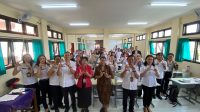 KABID Pembinaan PAUD dan PNF Disdikpora Kota Denpasar, I Nyoman Andika, berfoto bersama di sela-sela Bimbingan Teknis Penyelenggaraan Sekolah Rumah Kota Denpasar Tahun 2026. Foto: ist KABID Pembinaan PAUD dan PNF Disdikpora Kota Denpasar, I Nyoman Andika, berfoto bersama di sela-sela Bimbingan Teknis Penyelenggaraan Sekolah Rumah Kota Denpasar Tahun 2026. Foto: ist