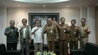 BUPATI Karangasem, I Gusti Putu Parwata; menerima kunjungan kerja Deputi Bidang Pencegahan Badan Nasional Penanggulangan Bencana (BNPB), Abdul Muhari, yang didampingi Direktur BNPB, Pangarso di Kantor Bupati Karangasem, Senin (5/10/2026). Foto: ist BUPATI Karangasem, I Gusti Putu Parwata; menerima kunjungan kerja Deputi Bidang Pencegahan Badan Nasional Penanggulangan Bencana (BNPB), Abdul Muhari, yang didampingi Direktur BNPB, Pangarso di Kantor Bupati Karangasem, Senin (5/10/2026). Foto: ist