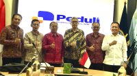 BUPATI Satria mendampingi Gubernur Wayan Koster menemui Sekretaris Direktorat Jenderal Perhubungan Laut, Lollan Andy Sutomo Panjaitan di Jakarta. Foto: ist BUPATI Satria mendampingi Gubernur Wayan Koster menemui Sekretaris Direktorat Jenderal Perhubungan Laut, Lollan Andy Sutomo Panjaitan di Jakarta. Foto: ist